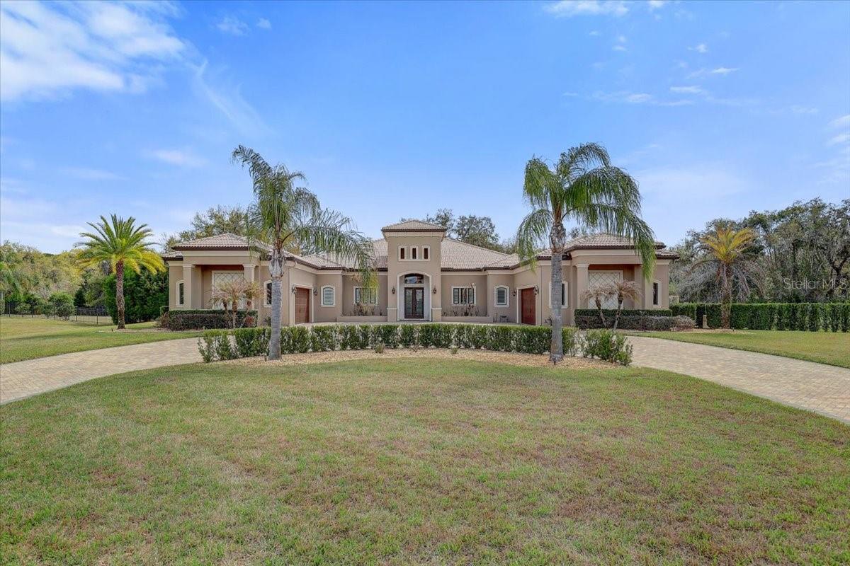 SANCTUARY ON LIVINGSTON PH - Residential