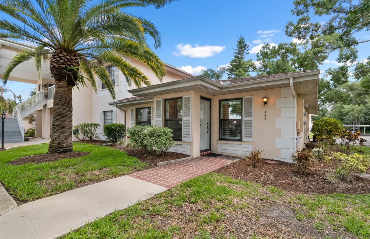 THE KNOLLS OF KINGS POINT II A - Residential