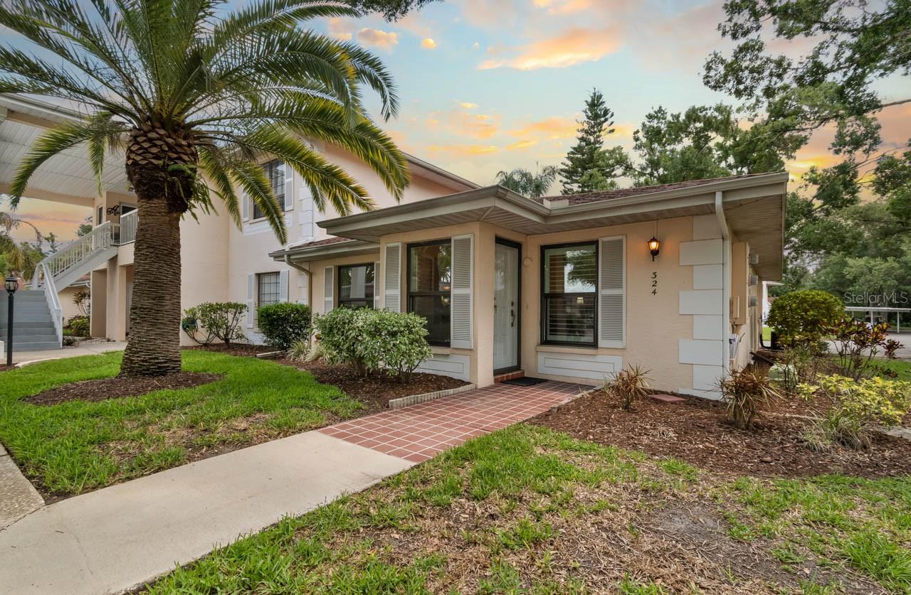 THE KNOLLS OF KINGS POINT II A - Residential
