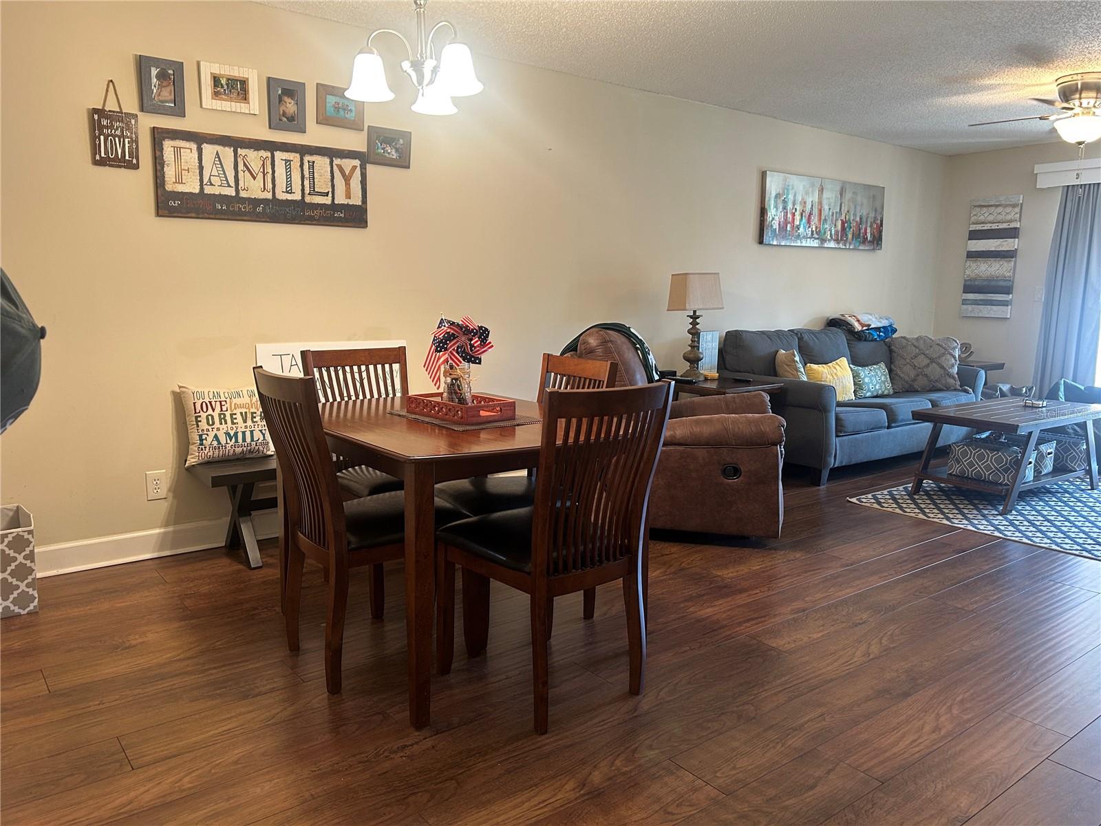 2105 CORDOVA GREEN 2105