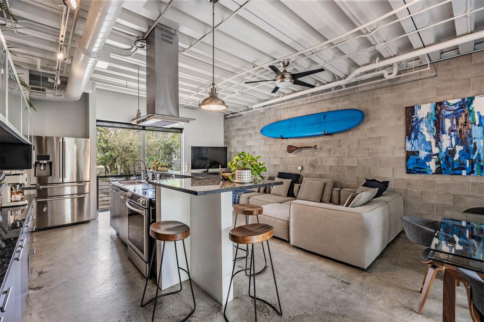 PARKLAND LOFTS - Residential