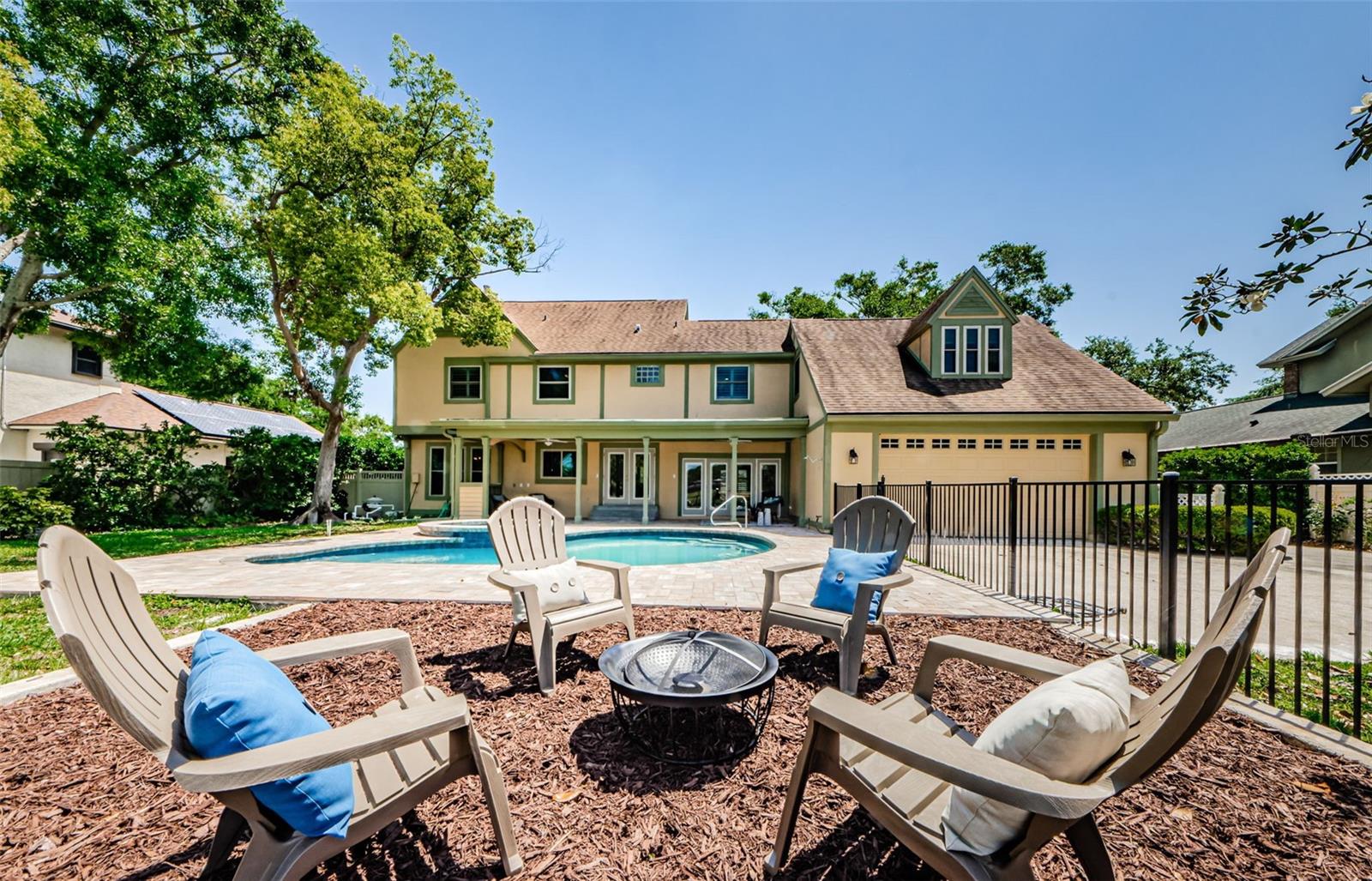 10600 INDIAN HILLS COURT