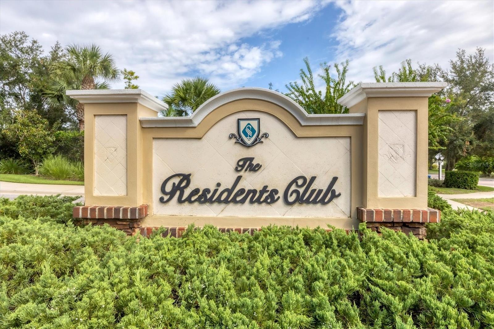 COUNTRY CLUB EAST AT LAKEWD RNCH QQ1 1 - Residential