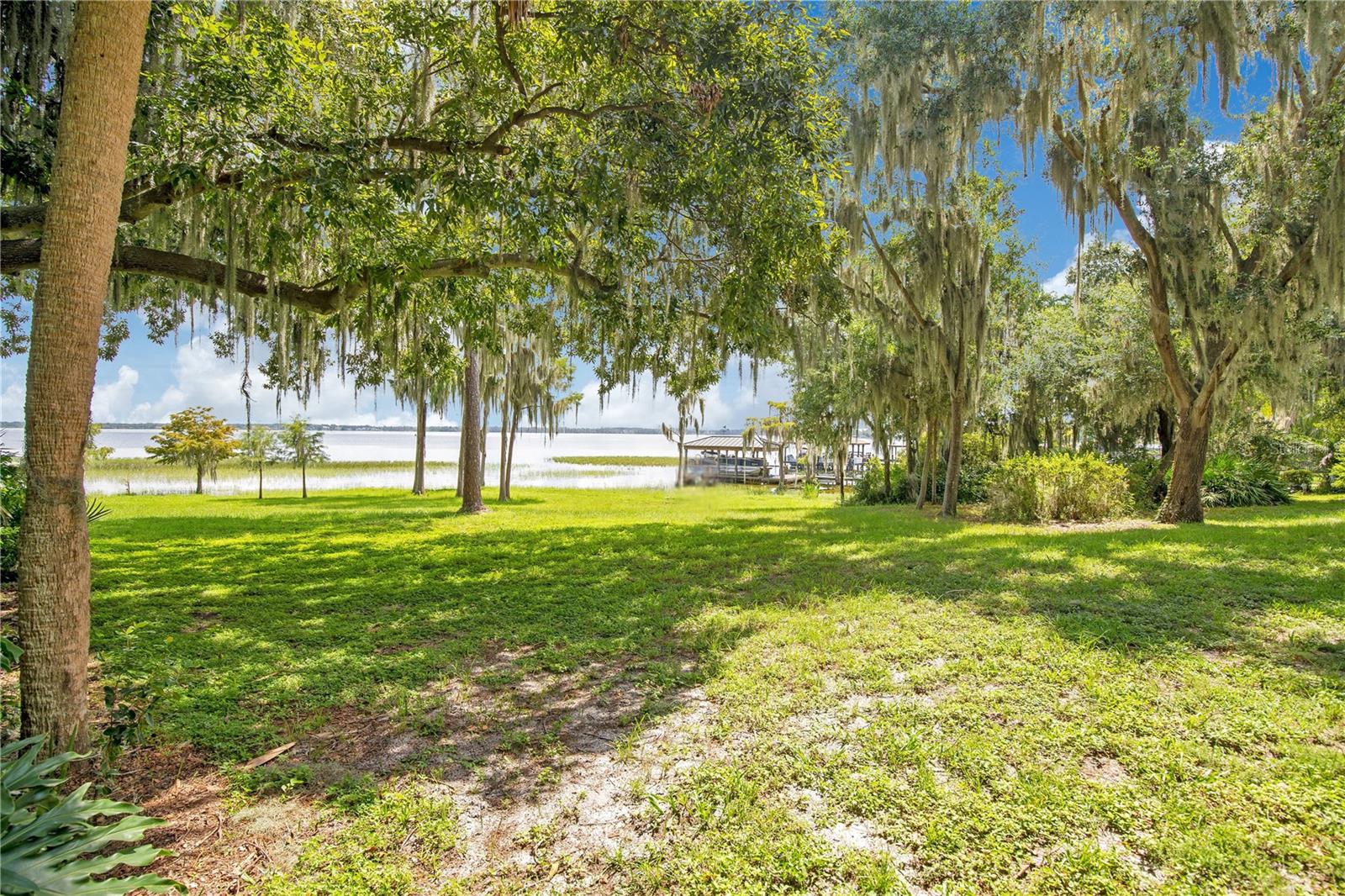 SUMMERPORT BEACH - Residential