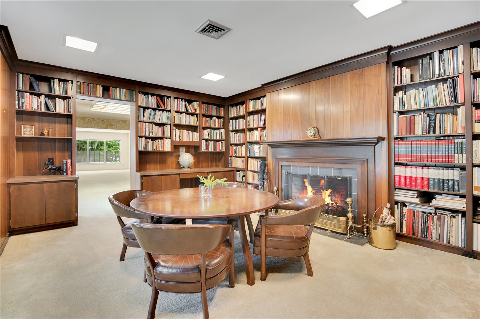 SUMMERPORT BEACH - Residential