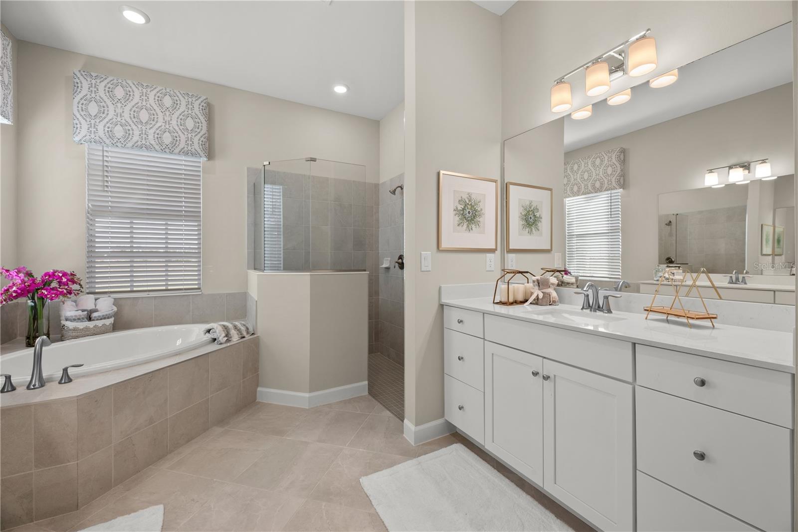 HARBOR EAST - Residential