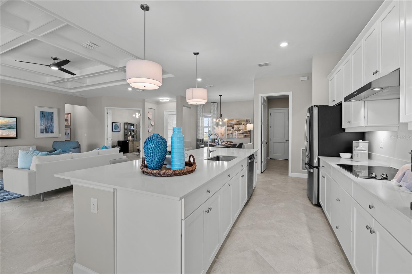 HARBOR EAST - Residential