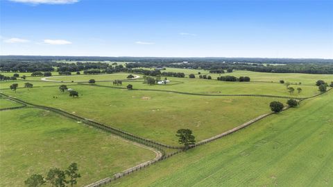 Tiny photo for 18800 SE 47th Place, Morriston, FL 32668 (MLS # OM712721)