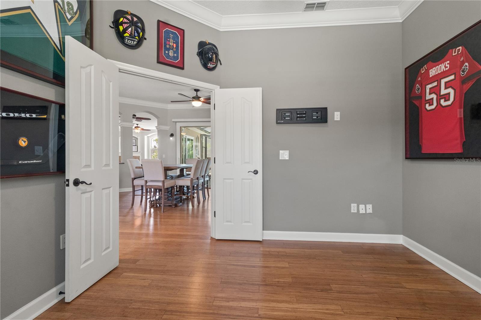 1313 OXBRIDGE DRIVE