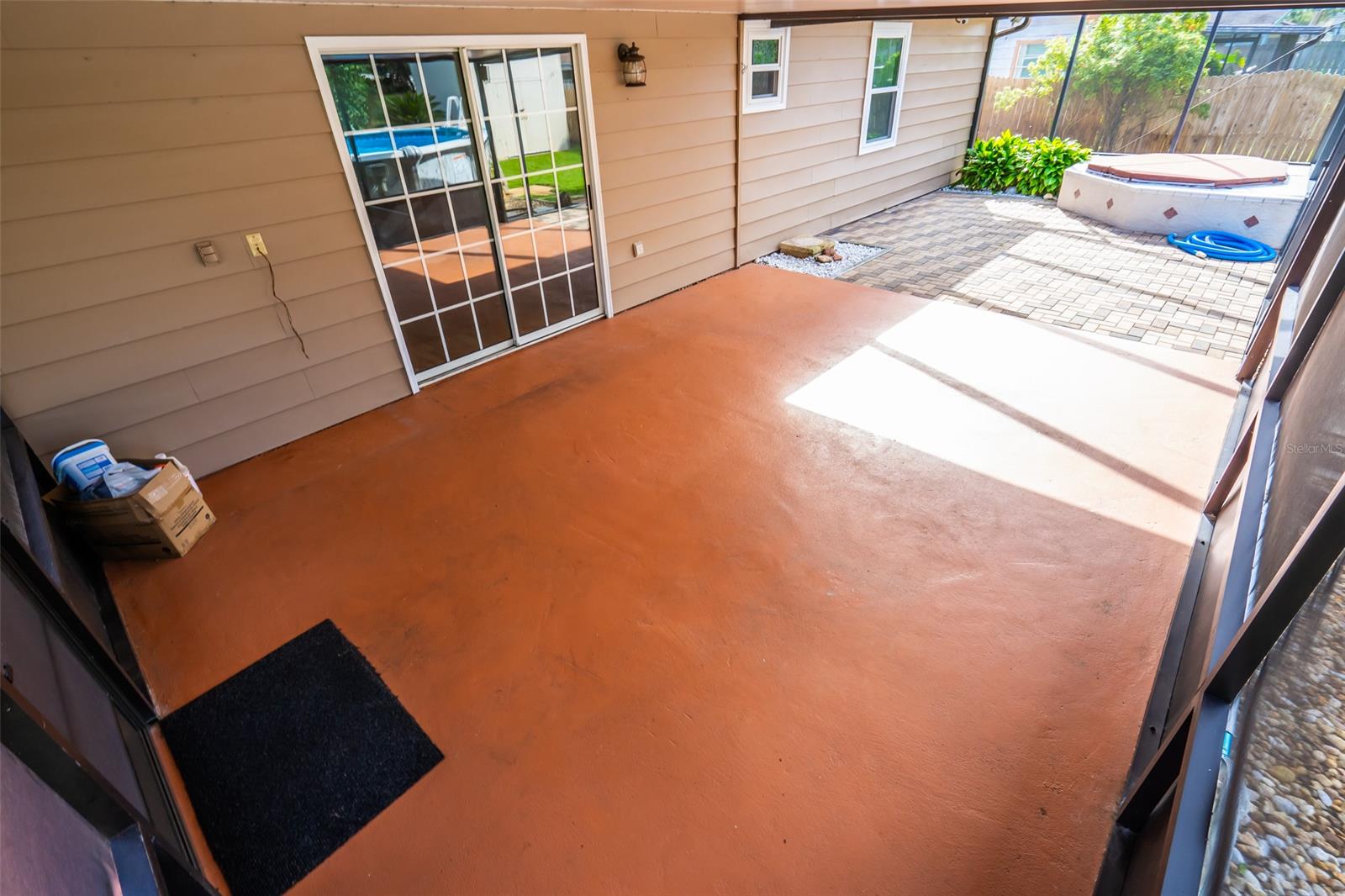 Florida Shores 01 - Residential