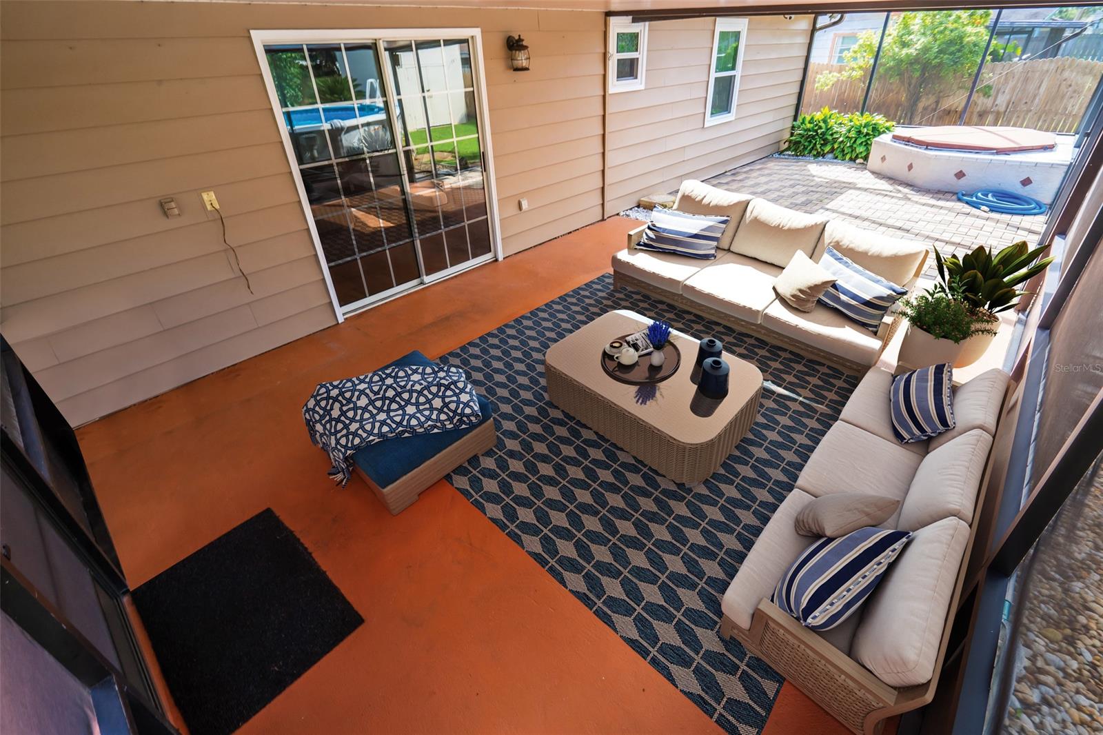 Florida Shores 01 - Residential