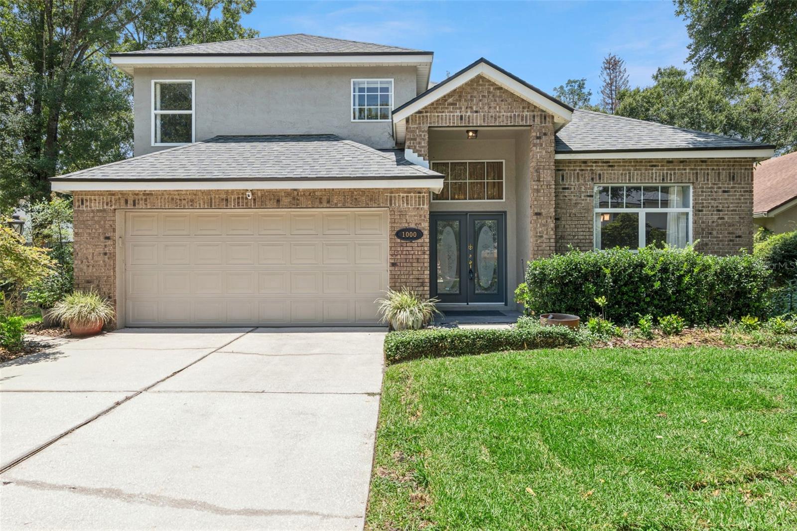 1000 N LAKE CLAIRE CIRCLE