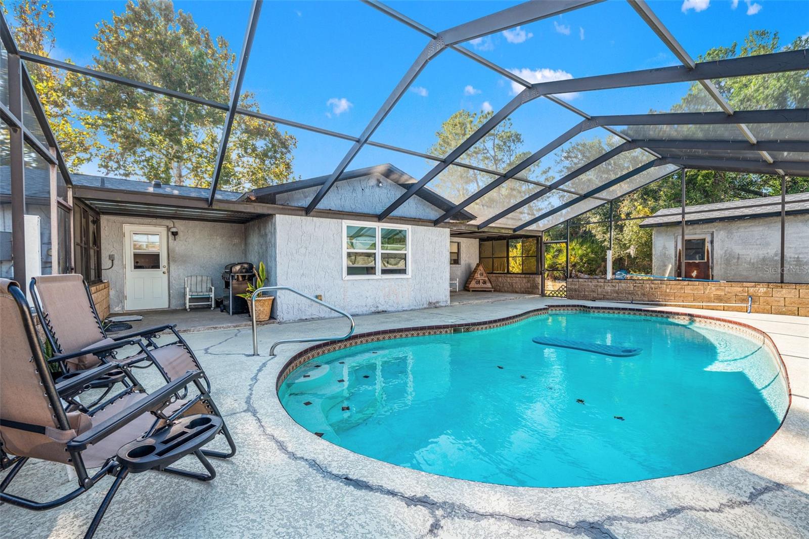 SPRING HILL - Residential