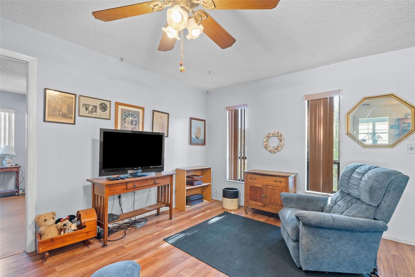 SPRING HILL - Residential