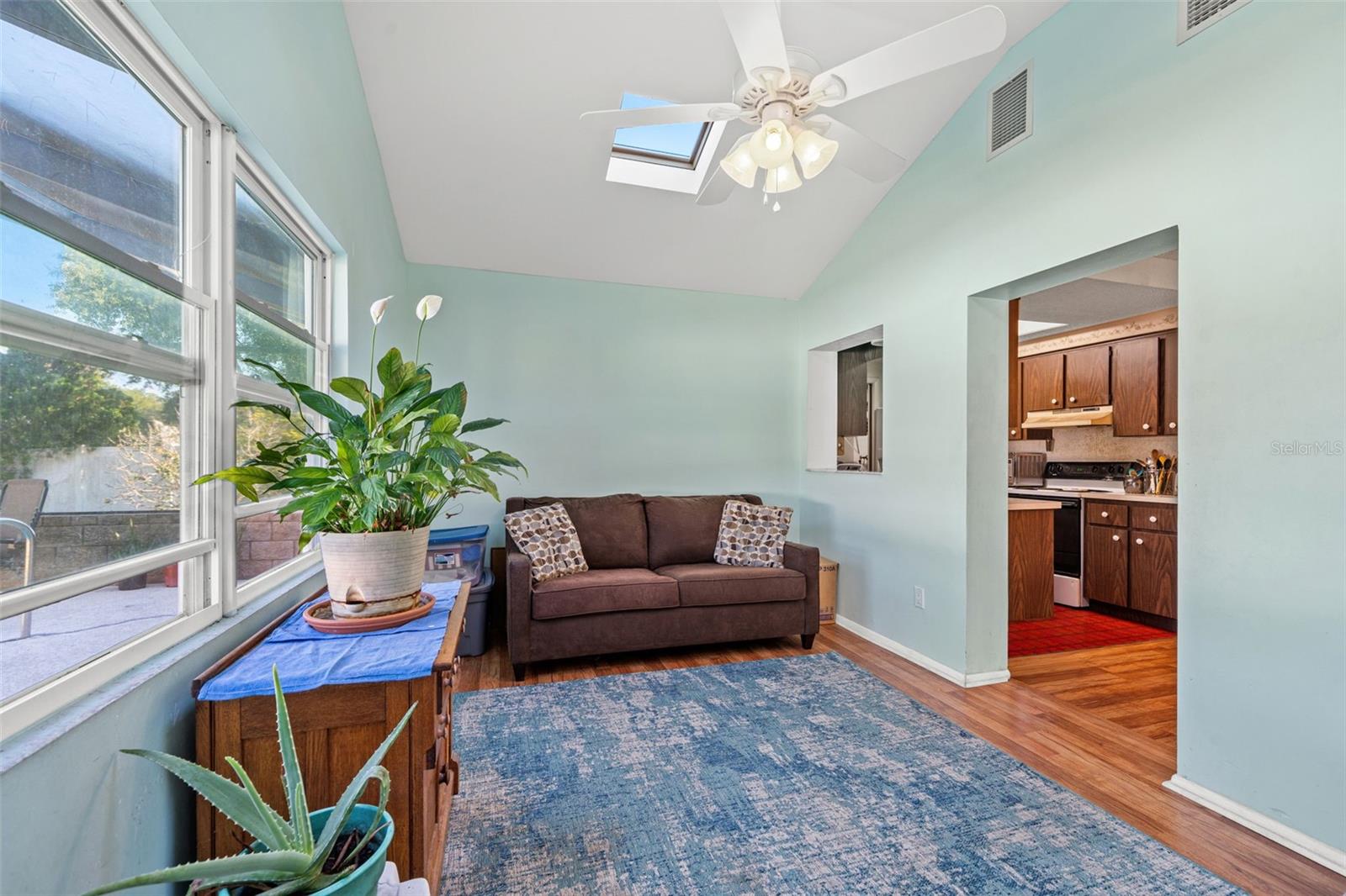 SPRING HILL - Residential