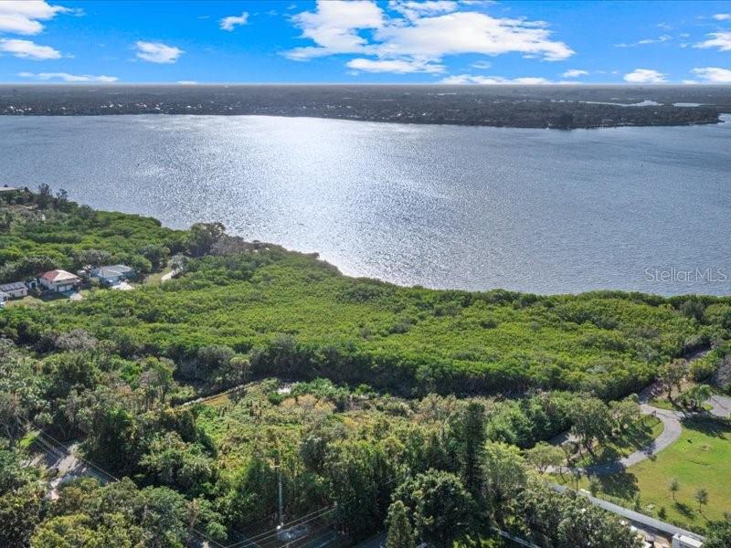 620 LEFFINGWELL AVENUE