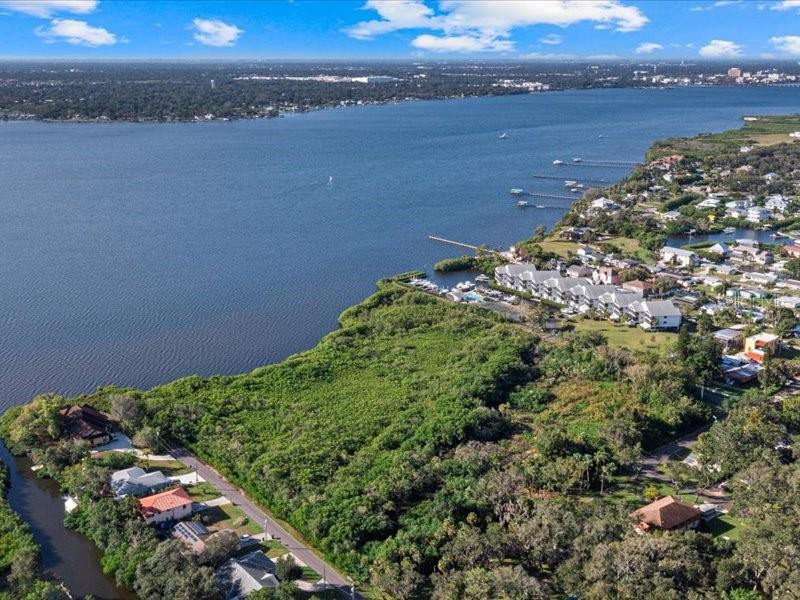 620 LEFFINGWELL AVENUE