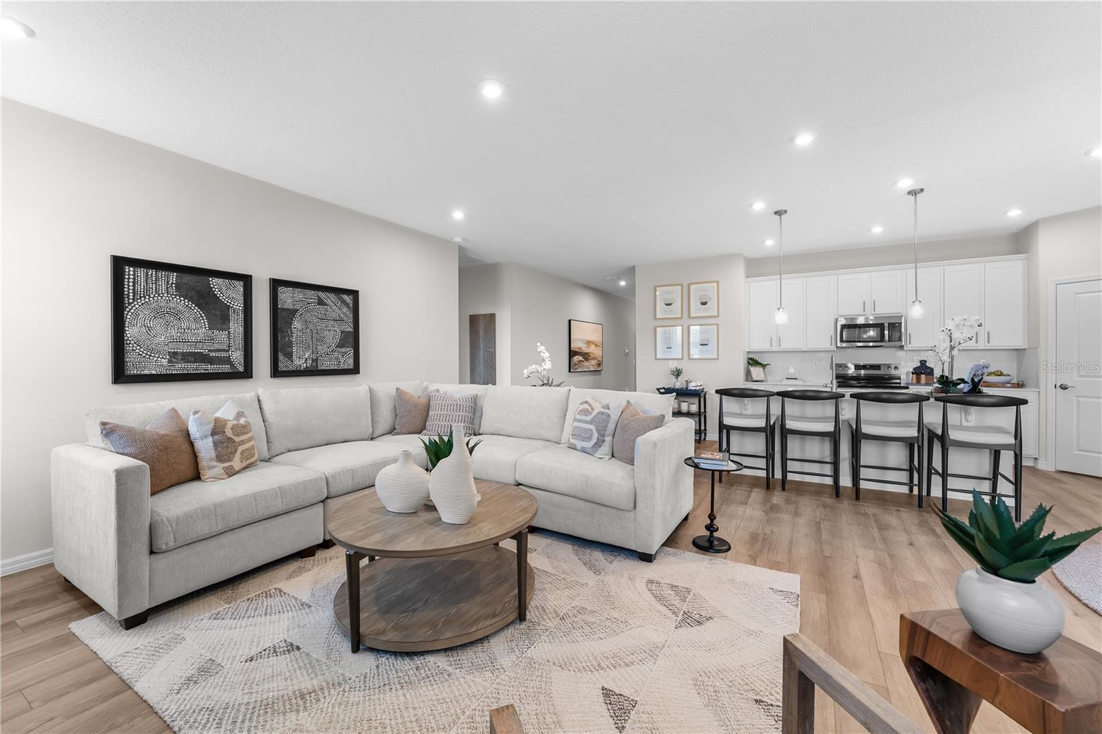 SCENIC TERRACE - Residential