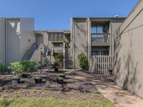 232 WOODLAND DRIVE OSPREY FL 34229