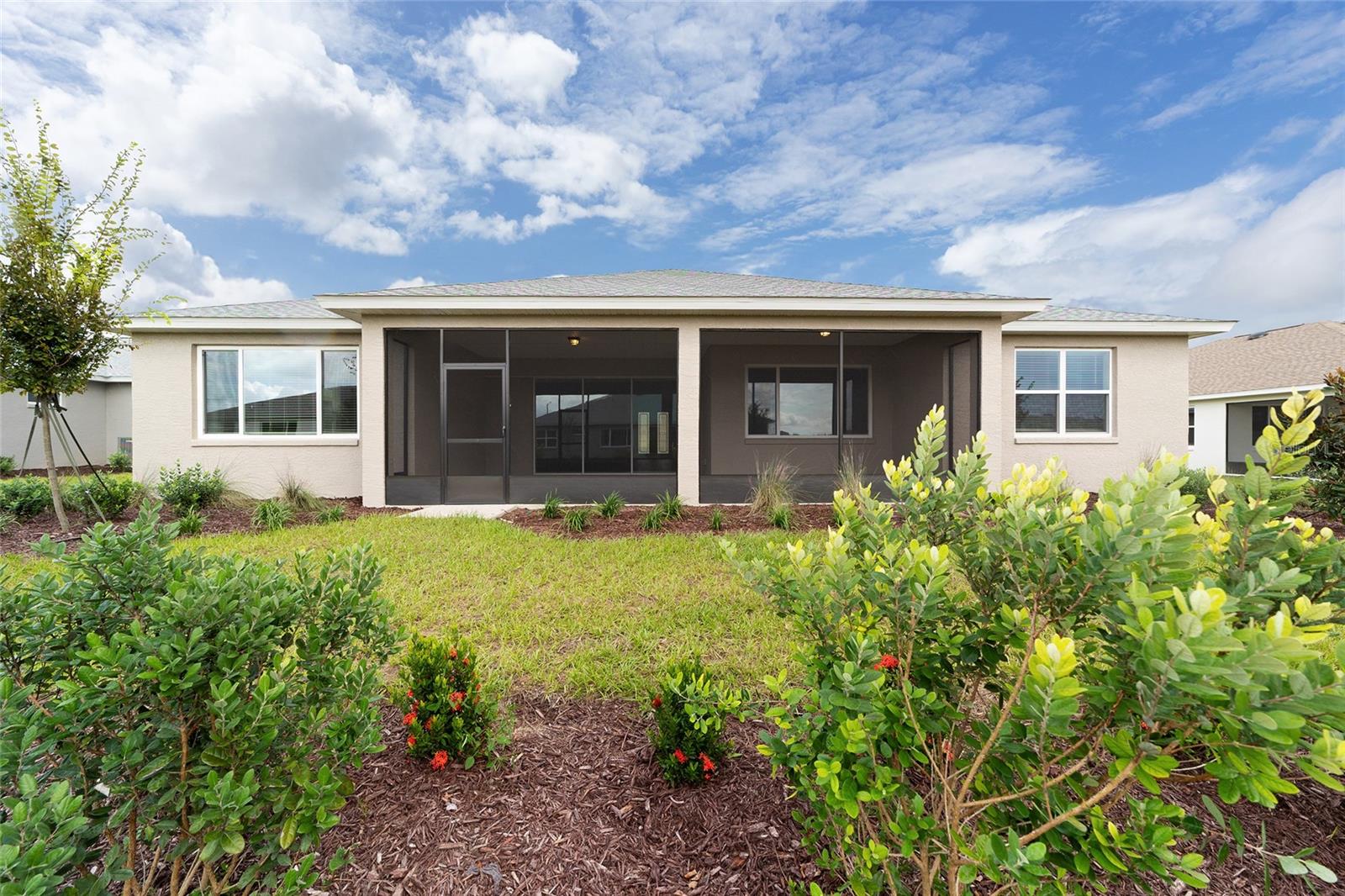 ON TOP OF THE WORLD - Residential