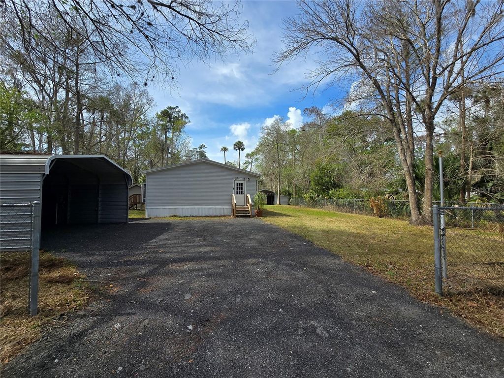 Photo of 55921 Fern Road, Astor, FL 32102 (MLS # R4910679)