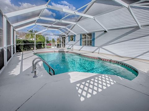 Tiny photo for 702 Perez Place, The Villages, FL 32159 (MLS # G5105886)