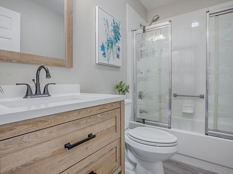 Tiny photo for 702 Perez Place, The Villages, FL 32159 (MLS # G5105886)