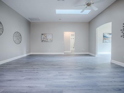 Tiny photo for 702 Perez Place, The Villages, FL 32159 (MLS # G5105886)