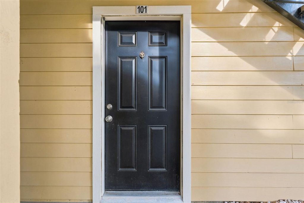 Photo of 8642 Mallard Reserve Drive #101, Tampa, FL 33614 (MLS # TB8520514)