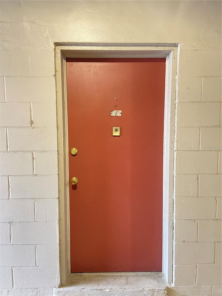 1700 SW 16TH COURT E8