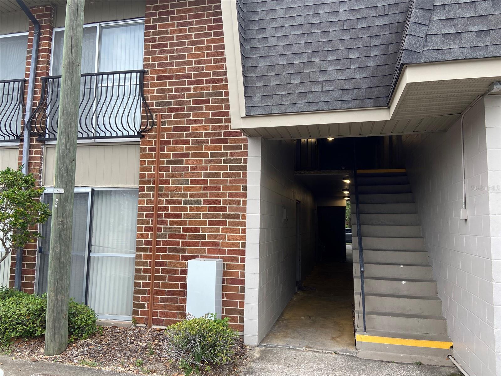 1700 SW 16TH COURT E8