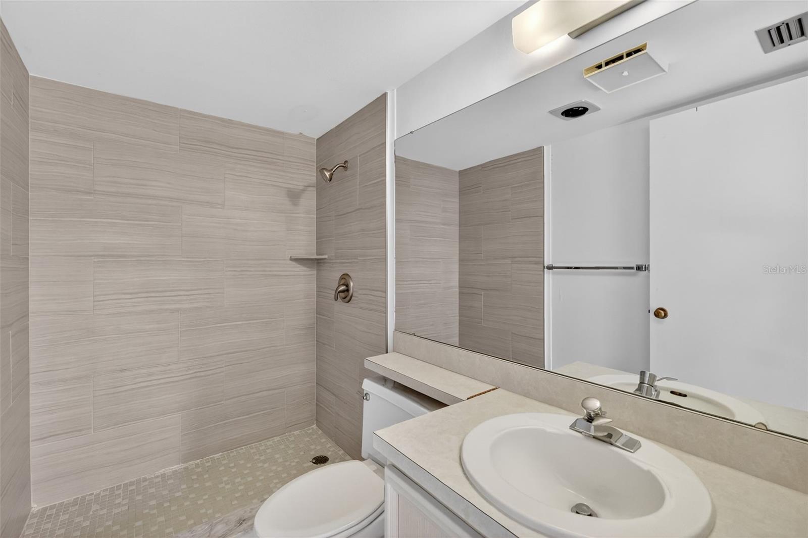 LAKEWOOD CONDO - Residential