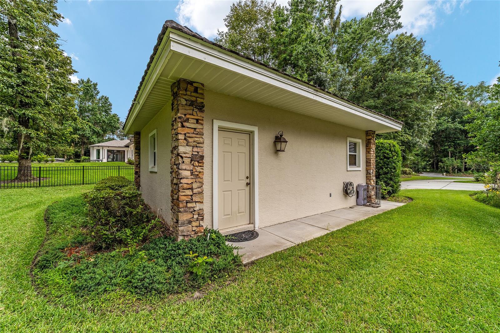 COUNTRY CLUB/OCALA UN 02 - Residential