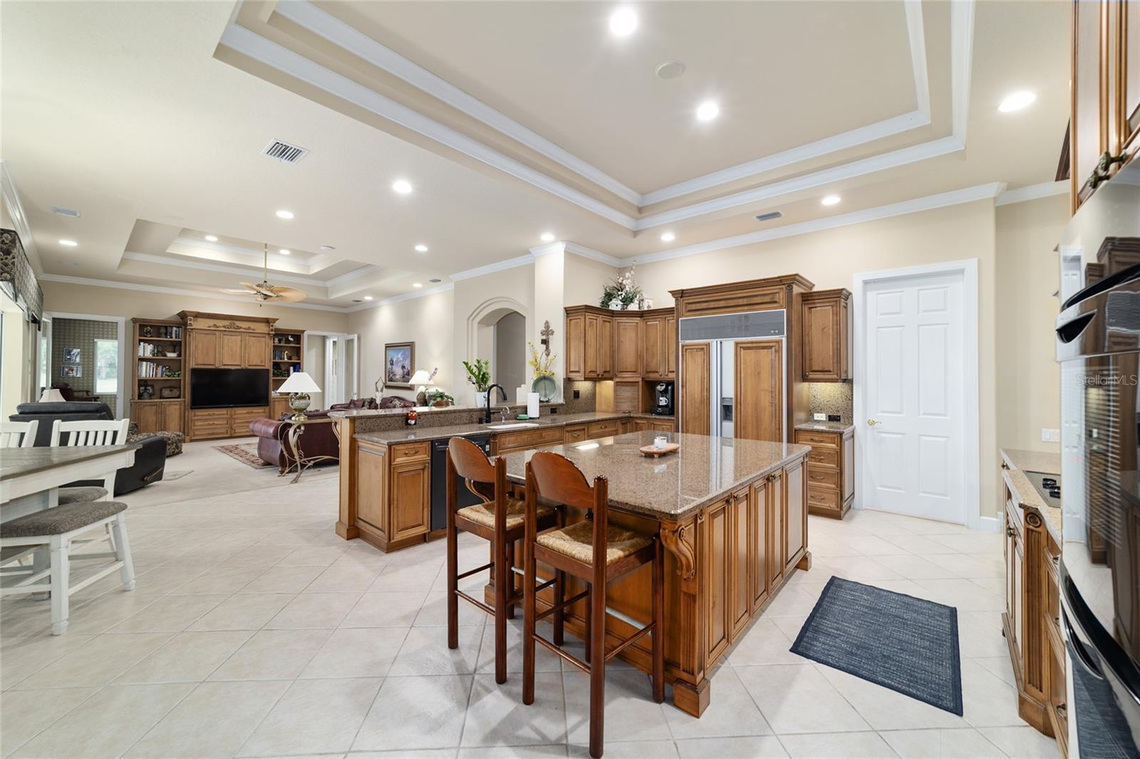 COUNTRY CLUB/OCALA UN 02 - Residential