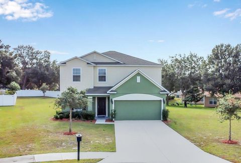 Photo of 807 Glen Creek Court, Fruitland Park, FL 34731 (MLS # O6367983)
