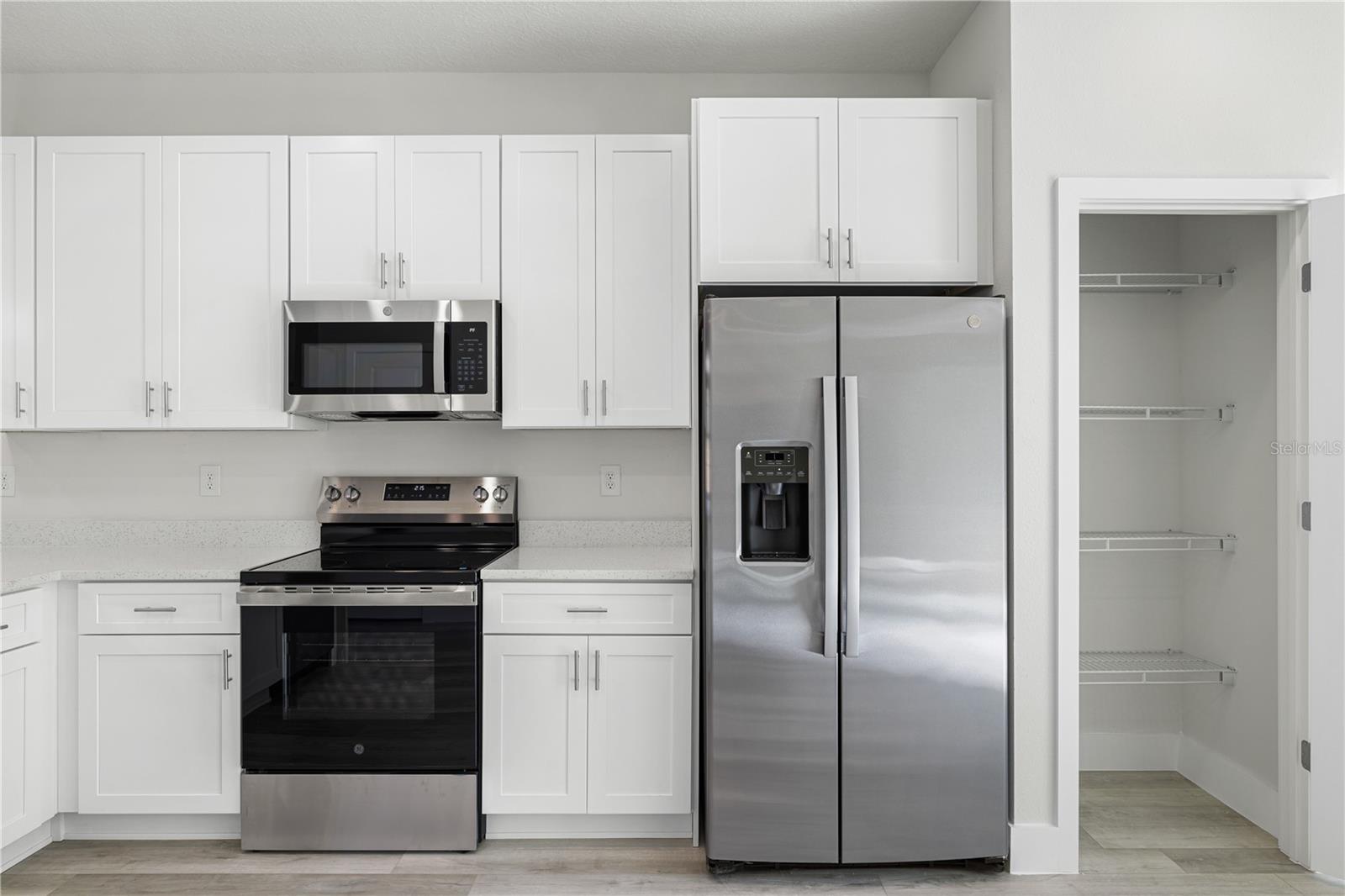 MARION OAKS UN 04 - Residential