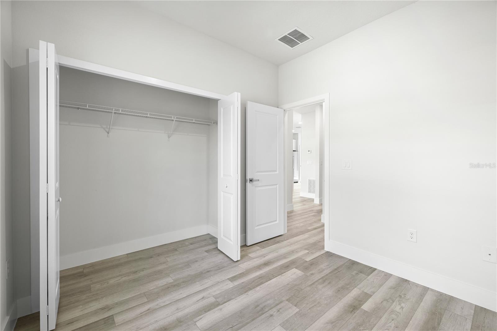 MARION OAKS UN 04 - Residential