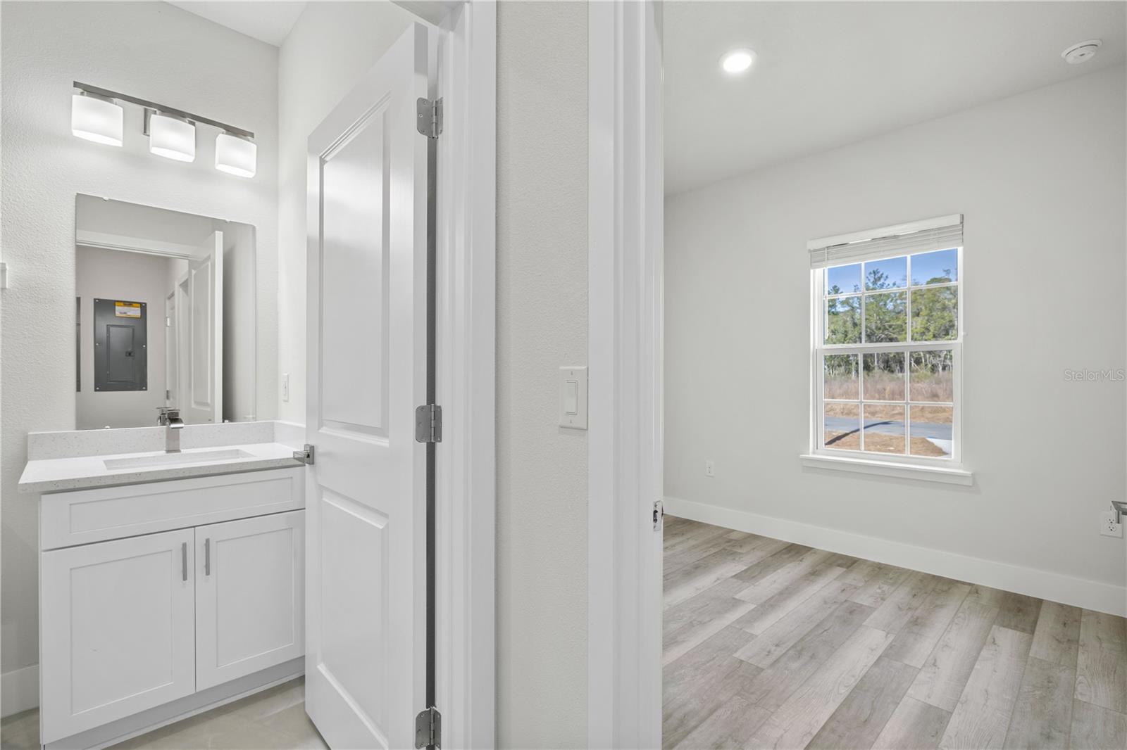 MARION OAKS UN 04 - Residential