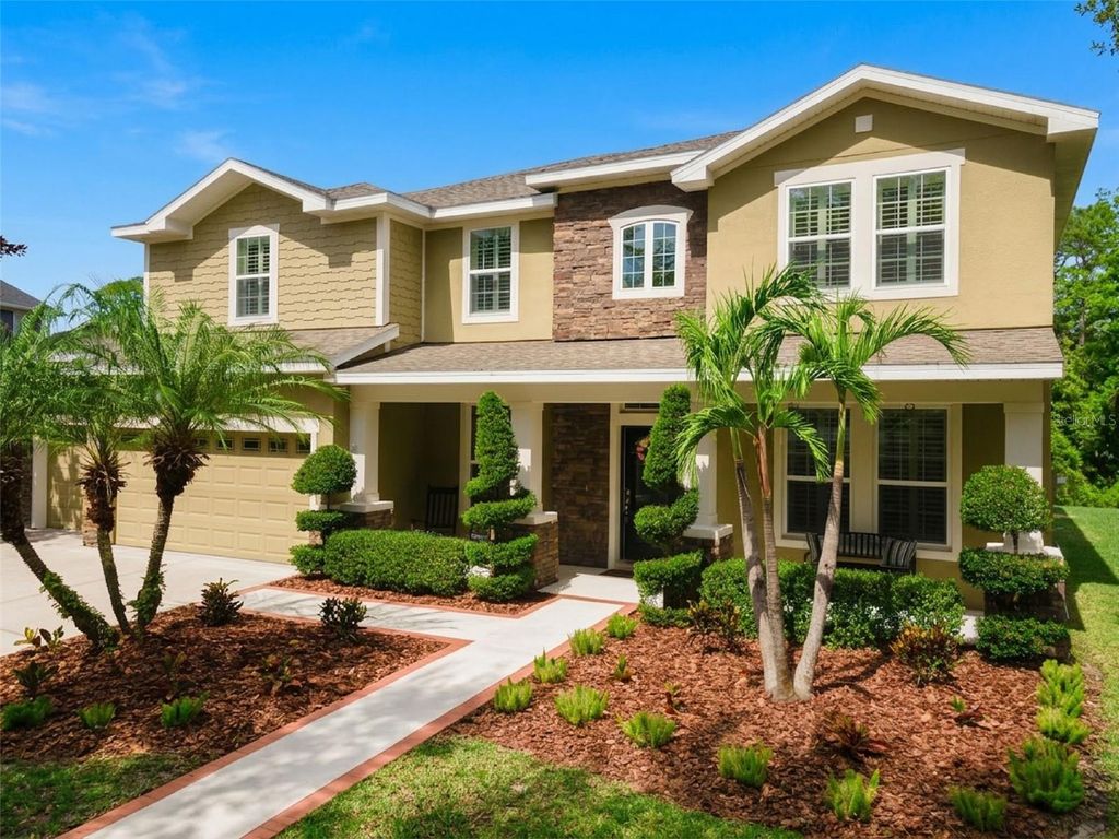 Photo of 15940 Ternglade Drive, Lithia, FL 33547 (MLS # O6390089)