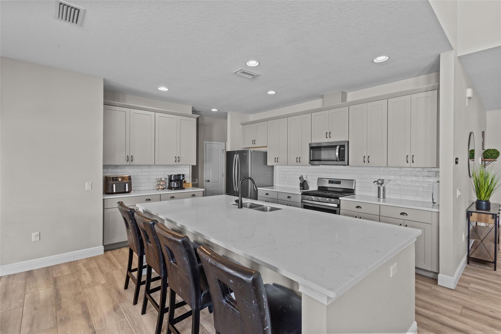 ASTURIA PH 2A & 2B - Residential