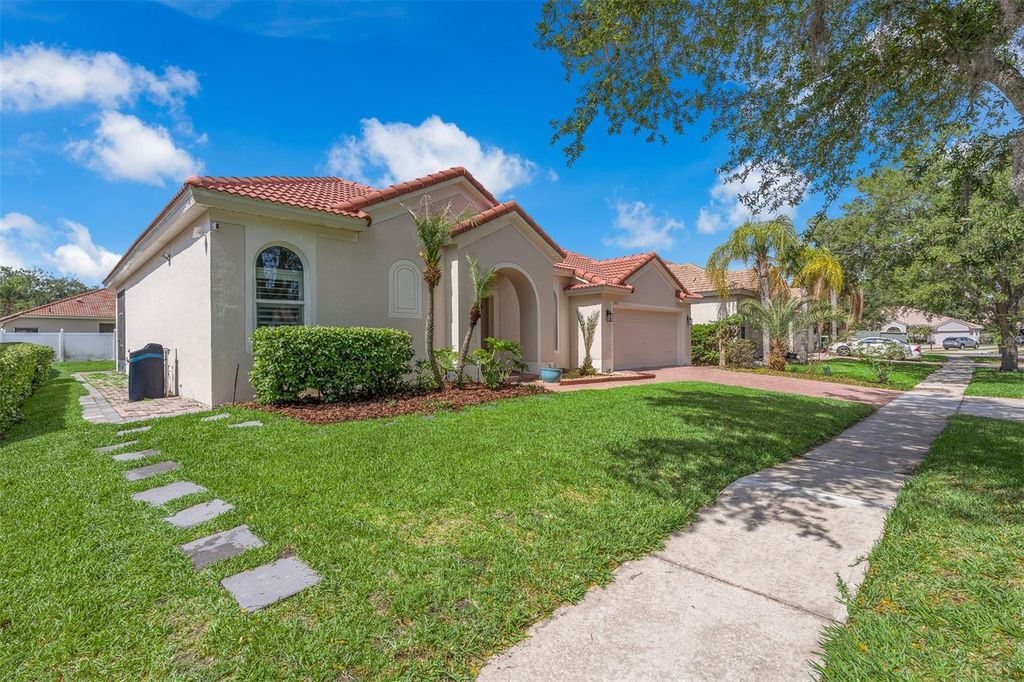Photo of 1430 Glenwick Drive, Windermere, FL 34786 (MLS # O6403052)