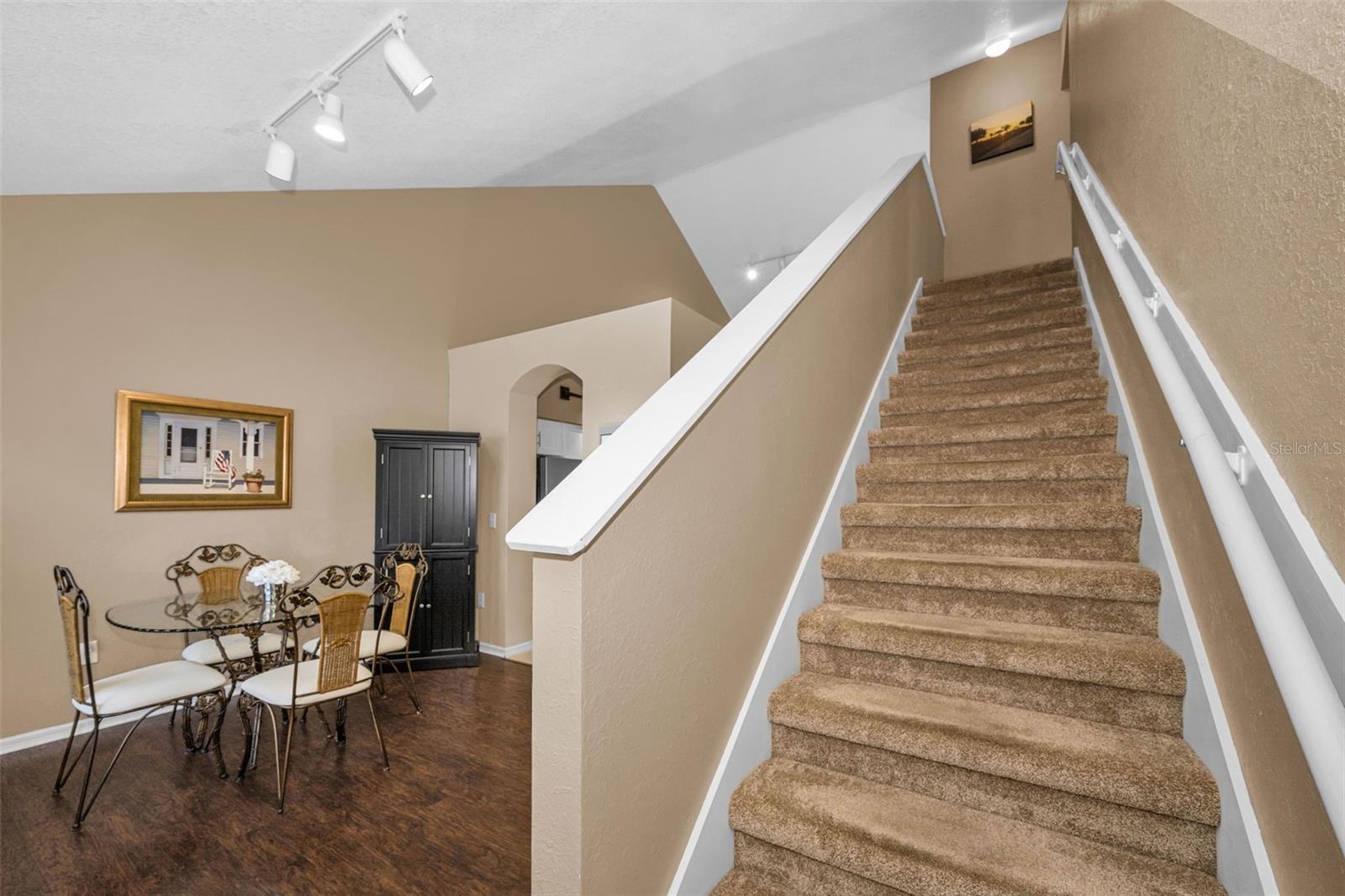 WATERFORD AT PALM HARBOR LUXURY CONDO - Residential