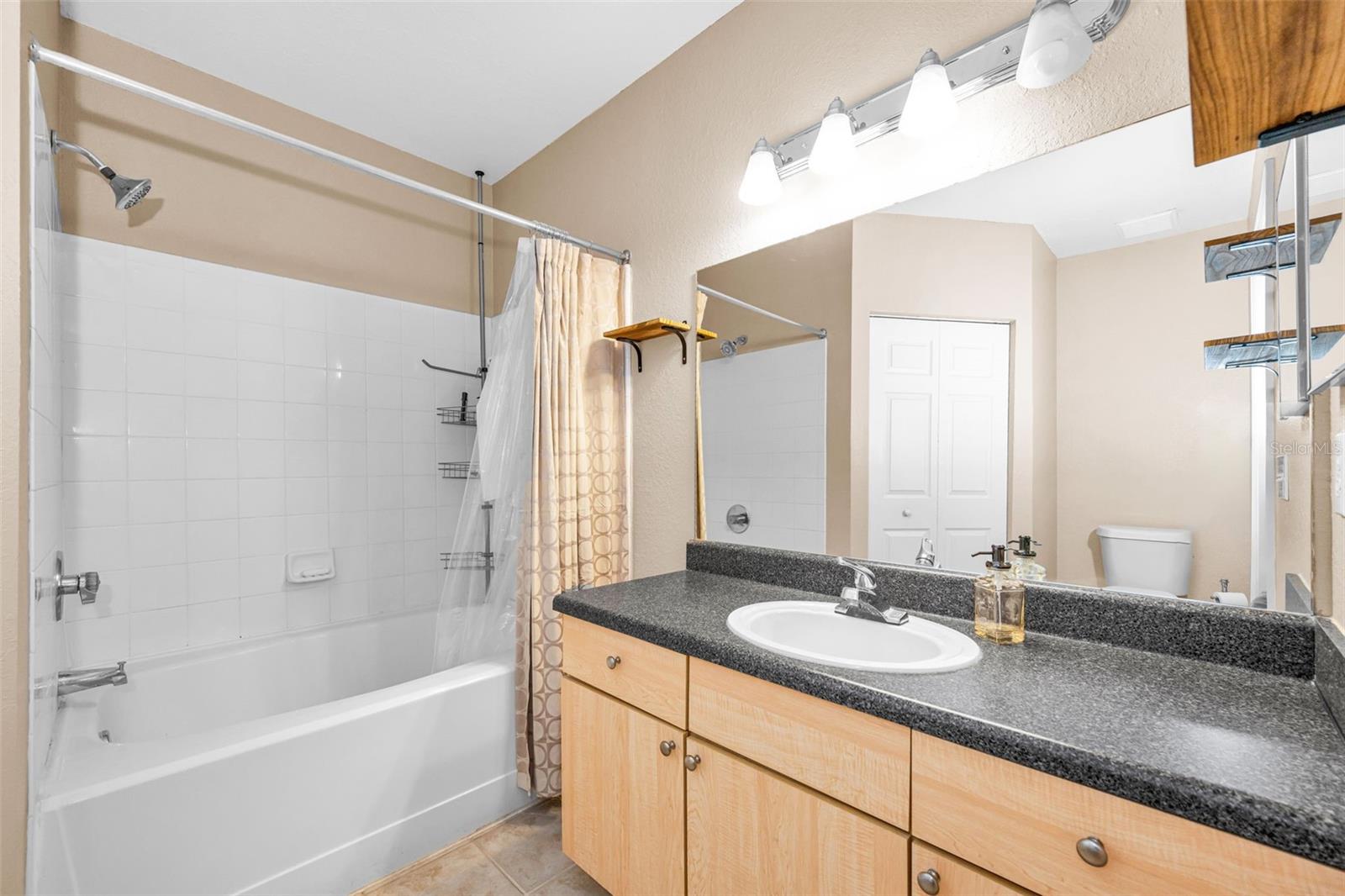 WATERFORD AT PALM HARBOR LUXURY CONDO - Residential