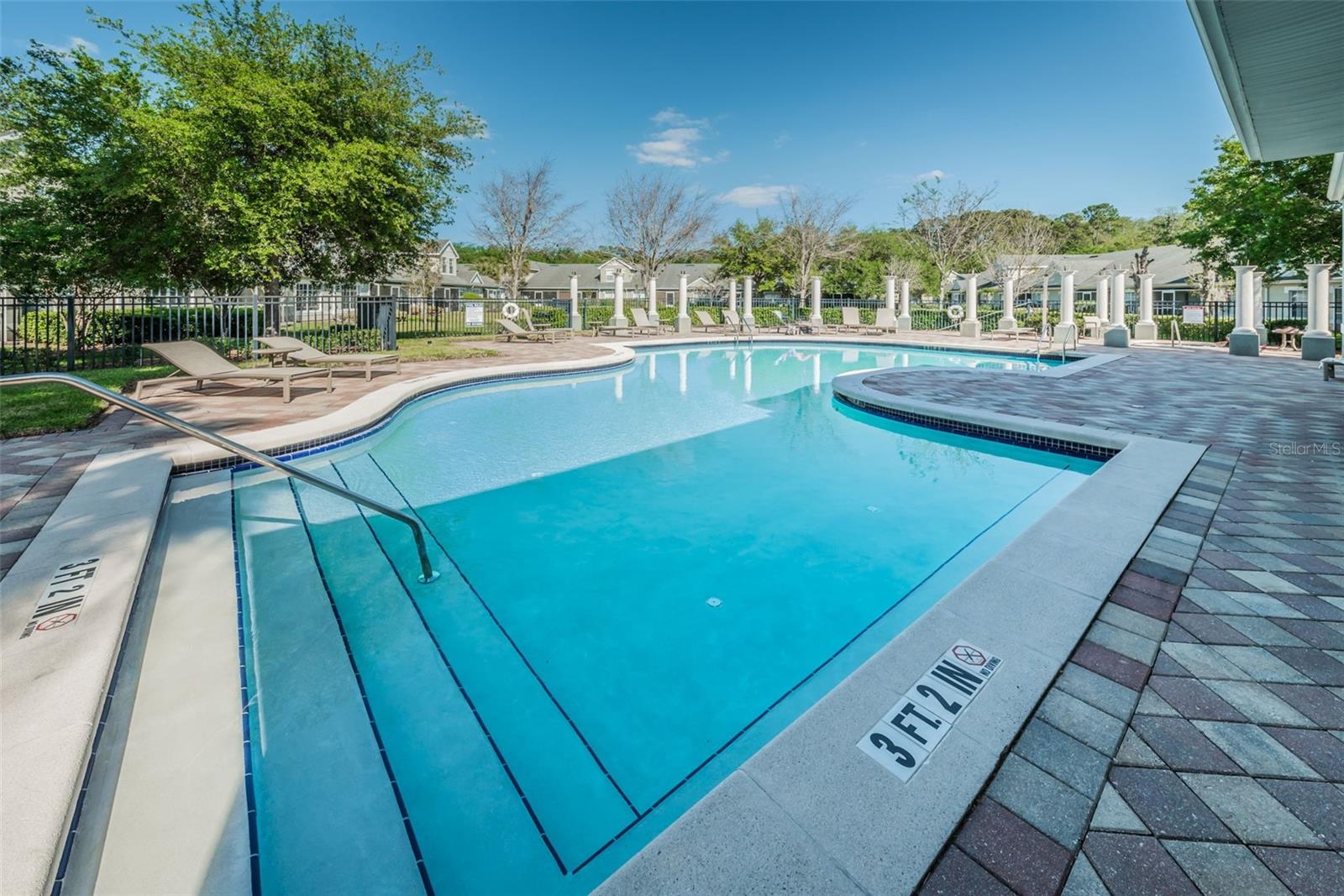 WATERFORD AT PALM HARBOR LUXURY CONDO - Residential