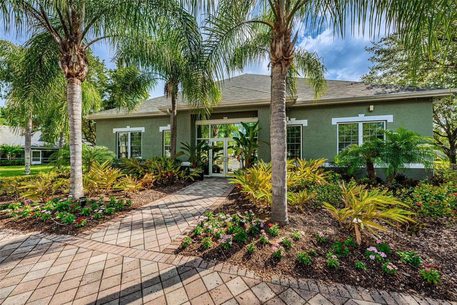 WATERFORD AT PALM HARBOR LUXURY CONDO - Residential