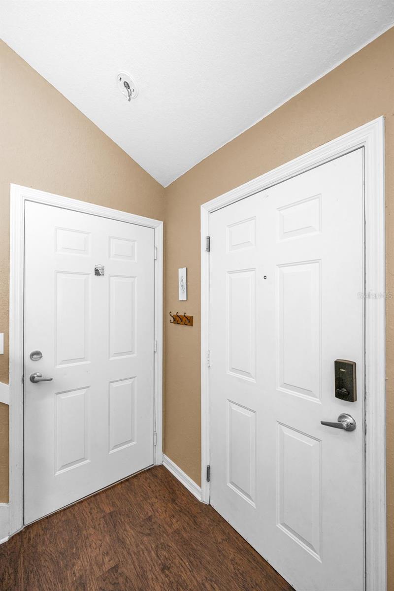 WATERFORD AT PALM HARBOR LUXURY CONDO - Residential