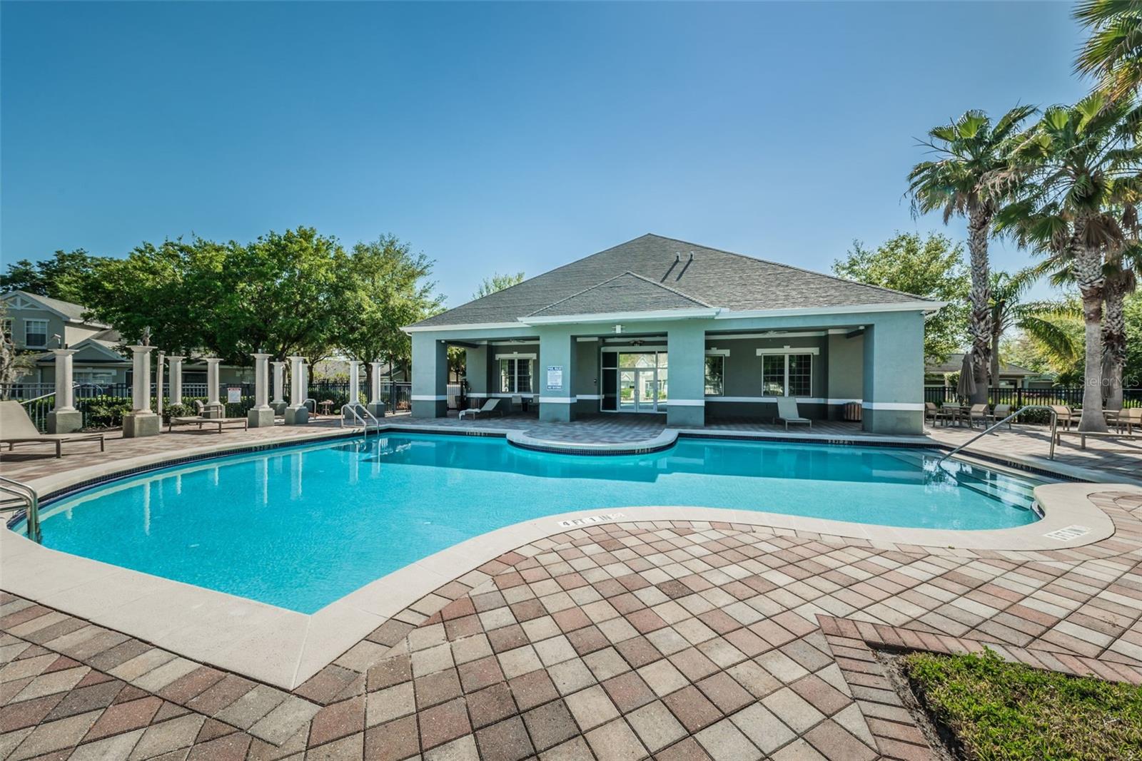 WATERFORD AT PALM HARBOR LUXURY CONDO - Residential