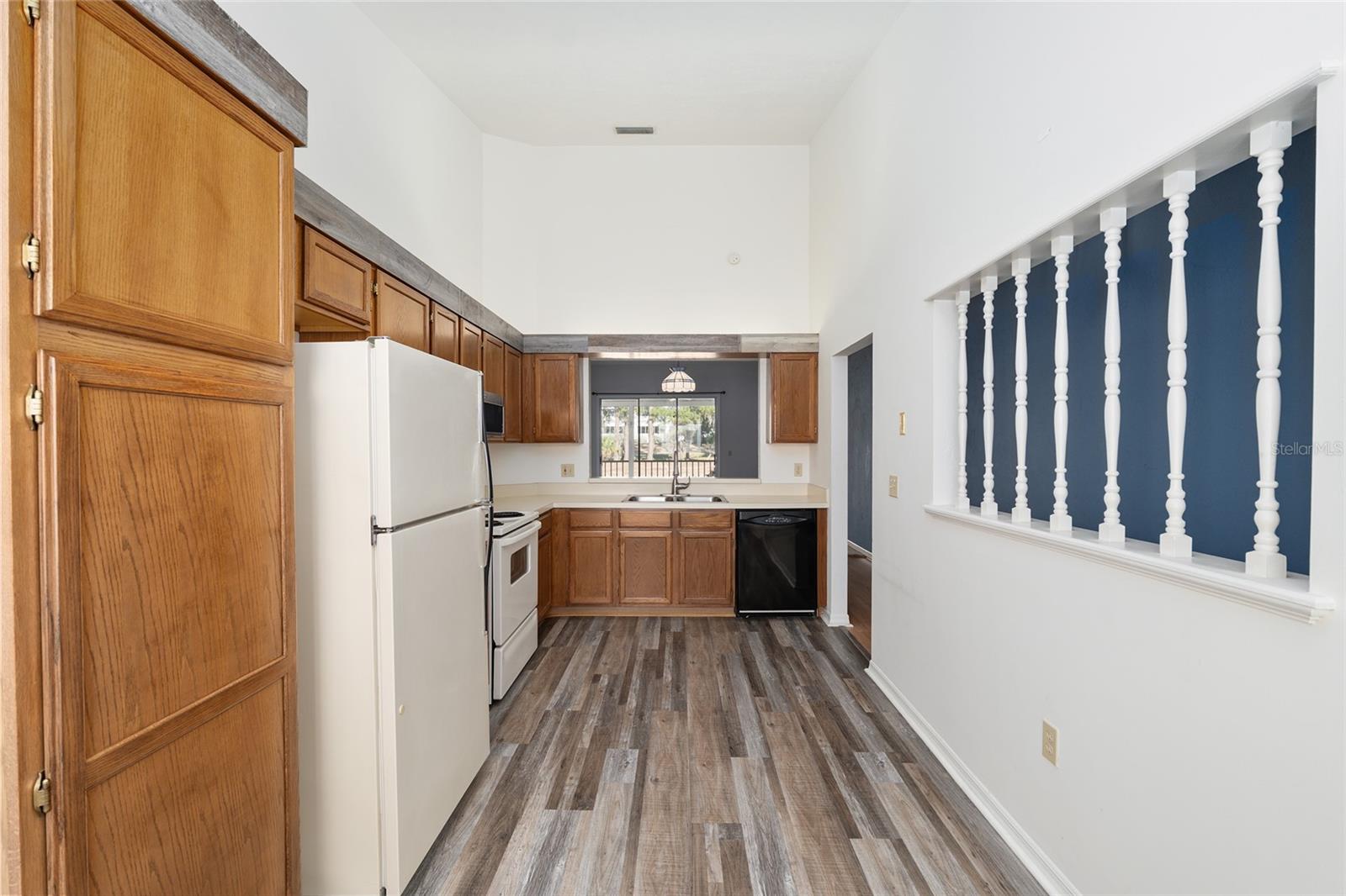 MEADOWBROOK CONDO - Residential