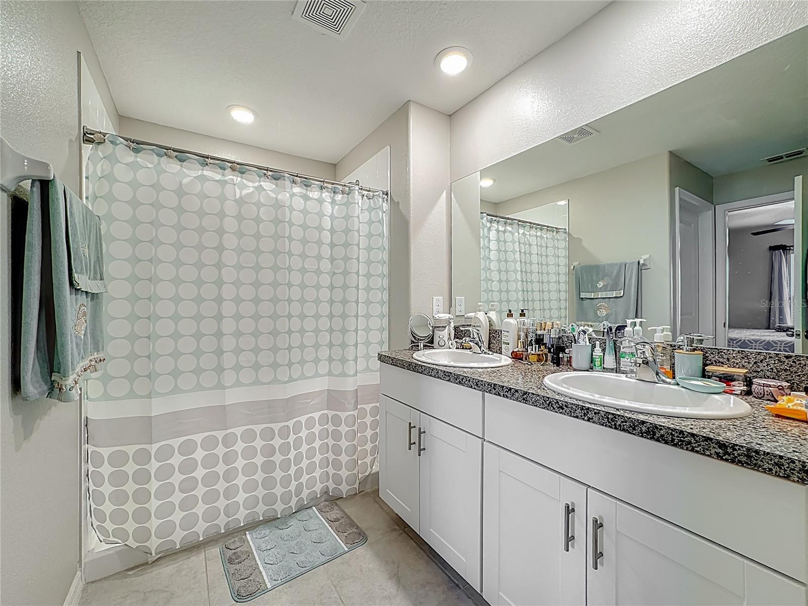 CYPRESS CRK PRCL J PH 1 2 - Residential