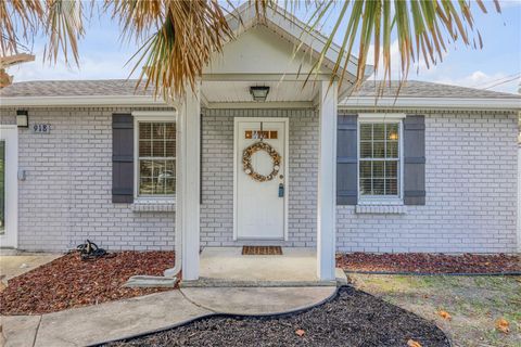 A home in EDGEWATER